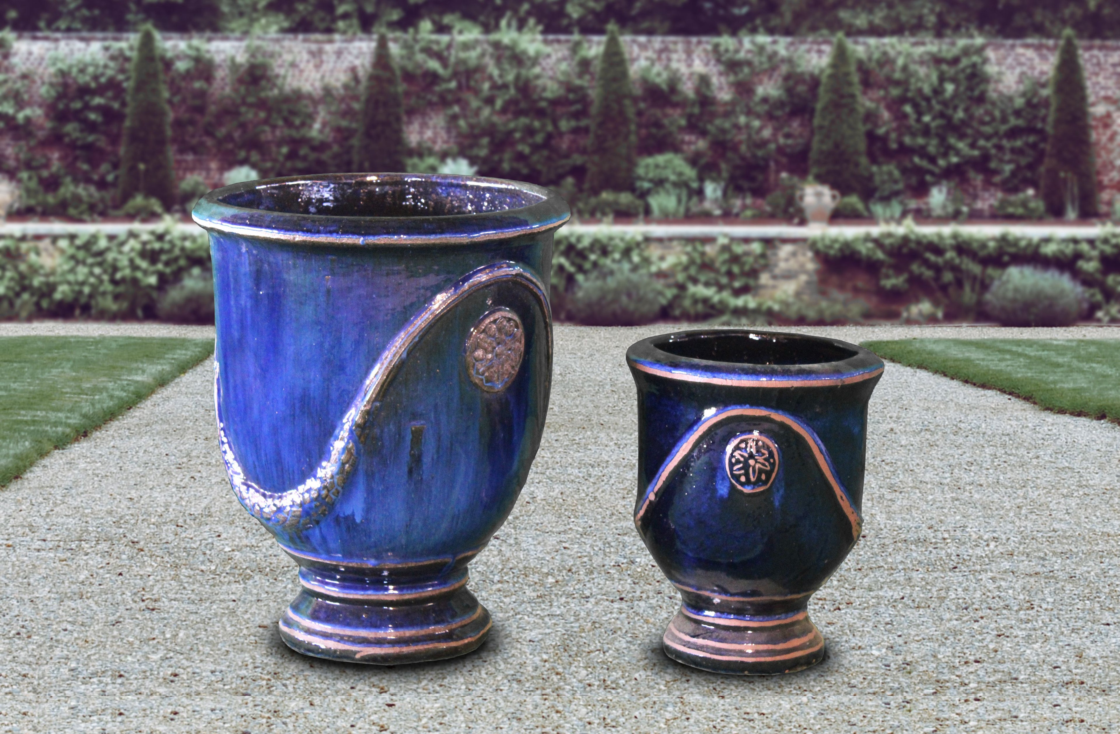 Antique Ocean Rosette Urn Set Of 2