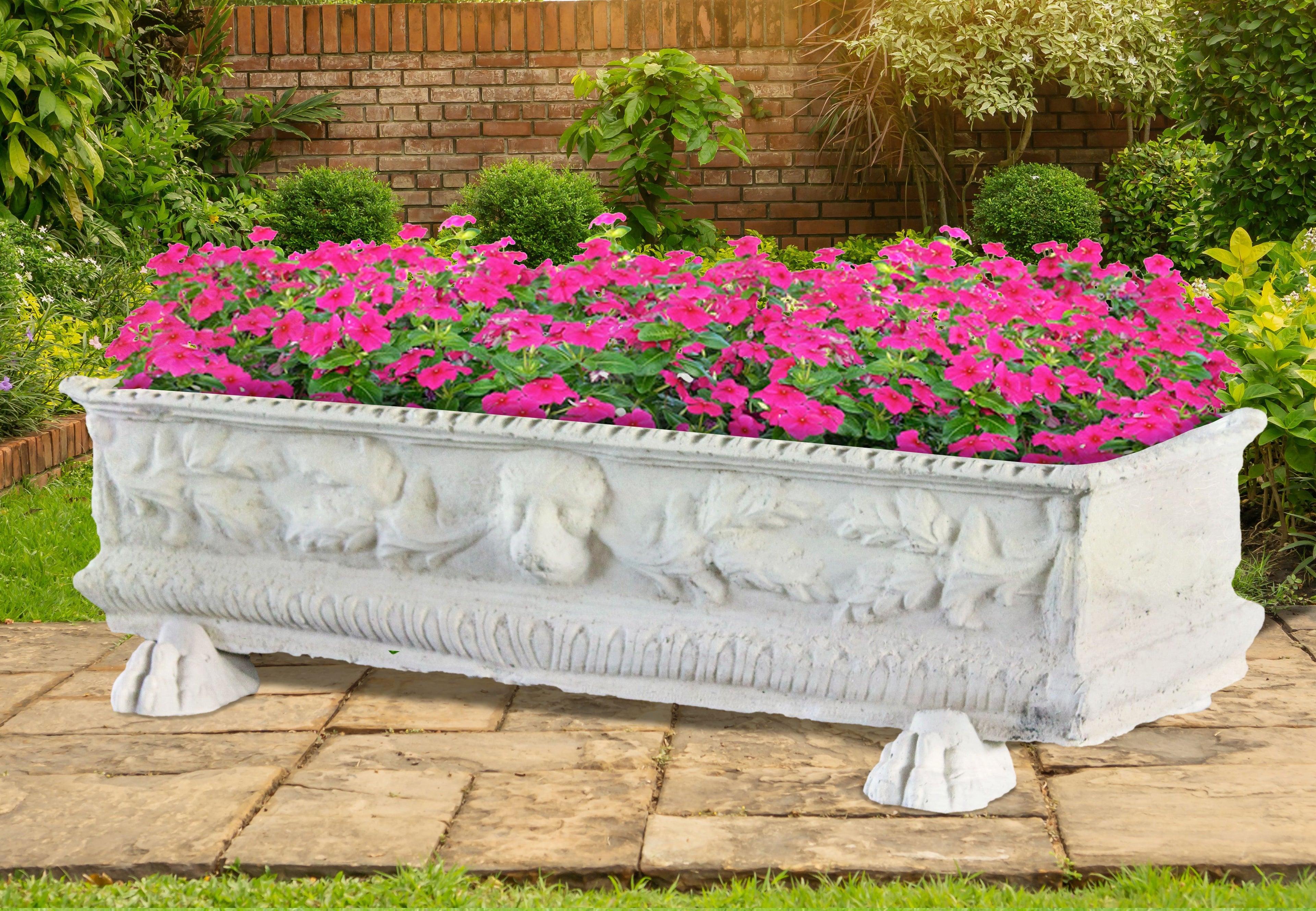 Garden Lion Planter