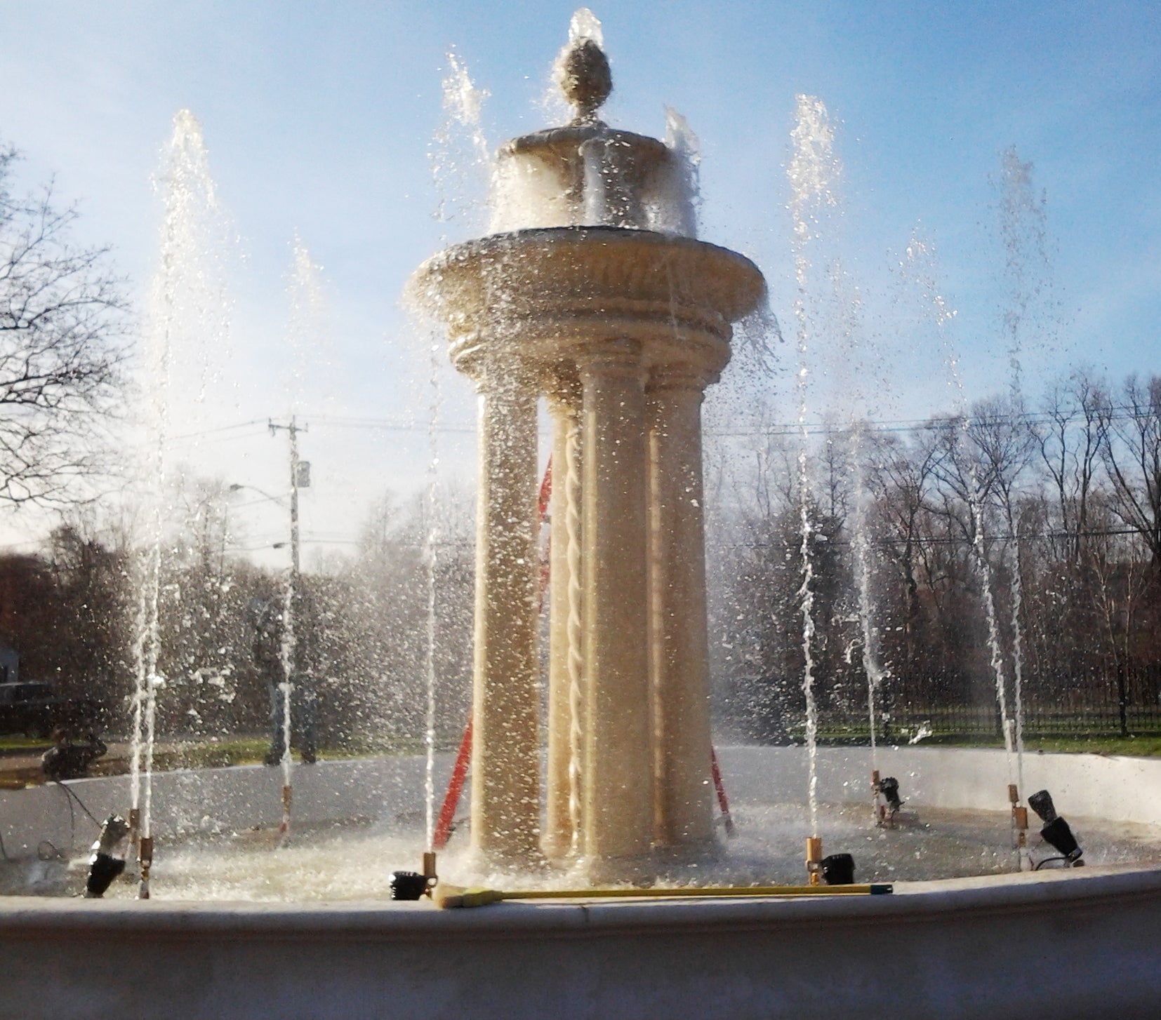 Grand Majestic Water Fountain