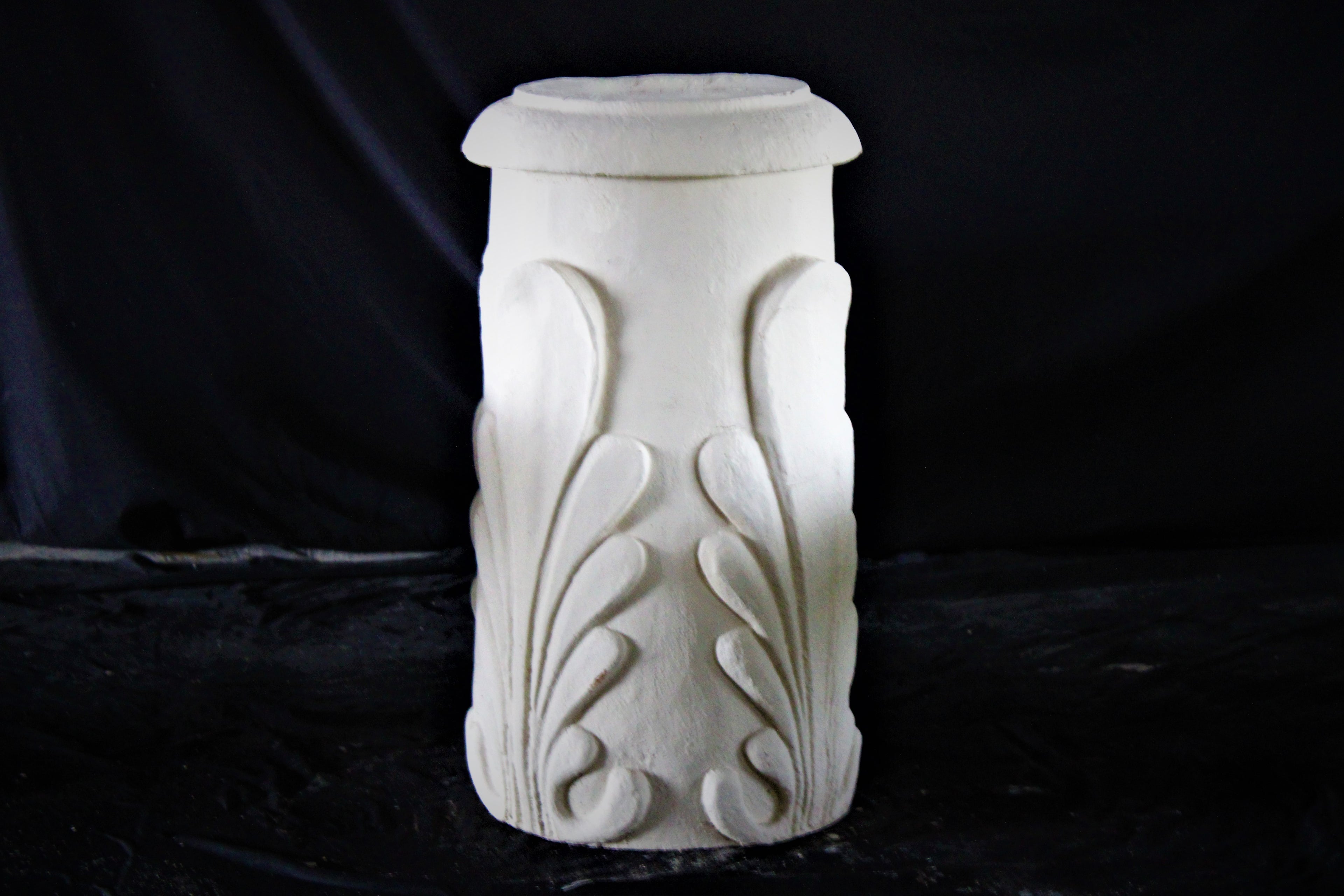 Leaf Pedestal