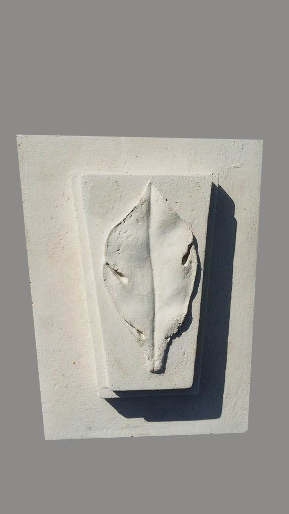 Simple Leaf Keystone